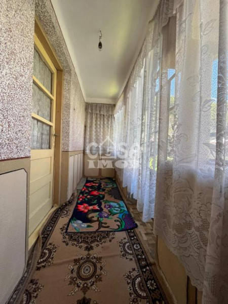 Vânzare casă multifamilială și teren în com.Tătărani - Căprioru, jud. Dâmbovița