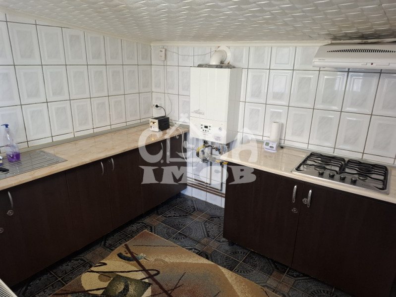 Comision 0 - VÂNZARE CASĂ + TEREN în sat Lazuri, județul Dâmbovița