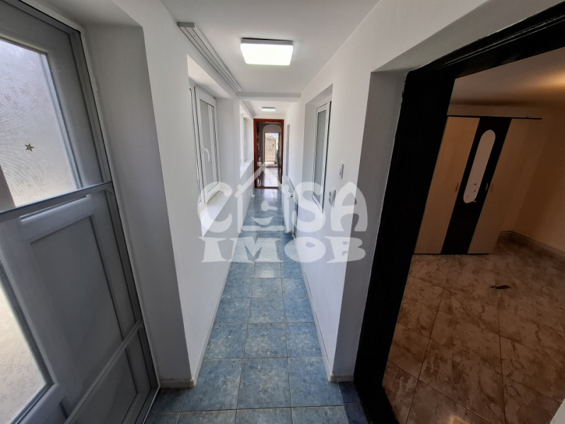 Comision 0 - VÂNZARE CASĂ + TEREN în sat Lazuri, județul Dâmbovița