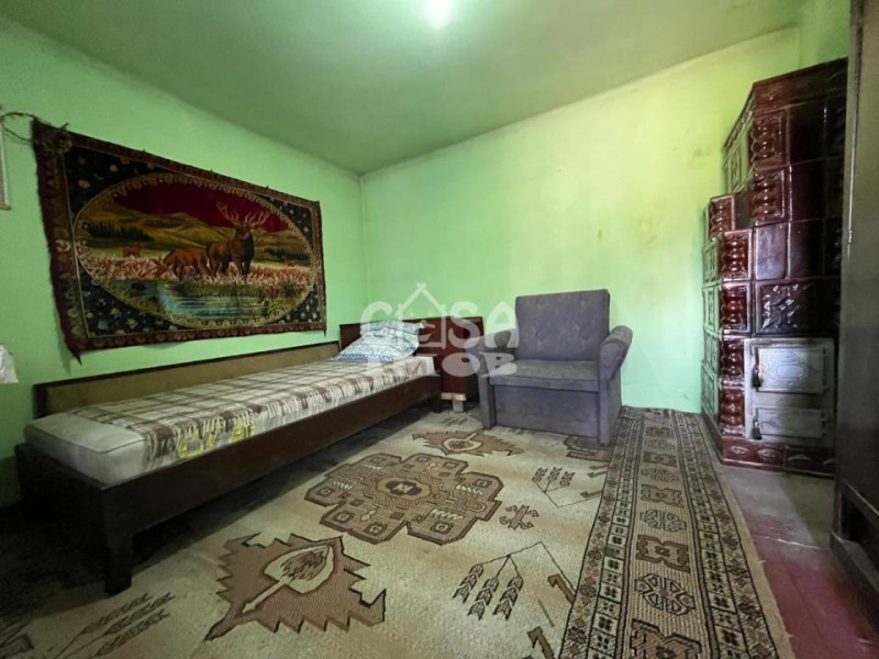 Casă la Doicesti cu teren de 1300 mp livadă și acces rapid către Târgoviște