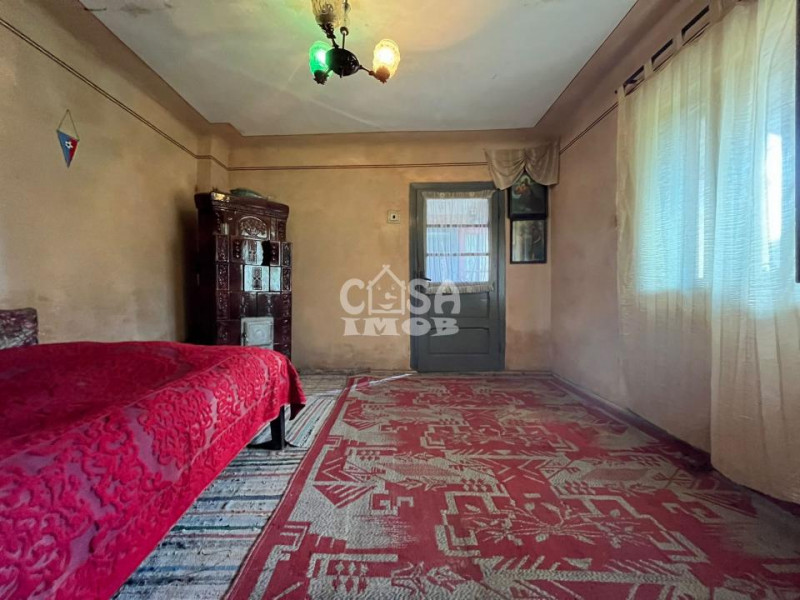 Casă la Doicesti cu teren de 1300 mp livadă și acces rapid către Târgoviște