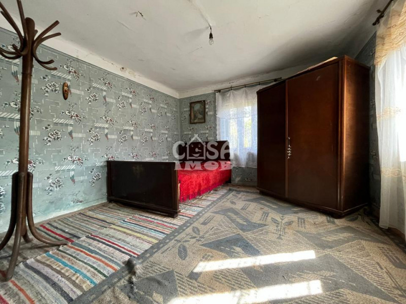 Casă la Doicesti cu teren de 1300 mp livadă și acces rapid către Târgoviște