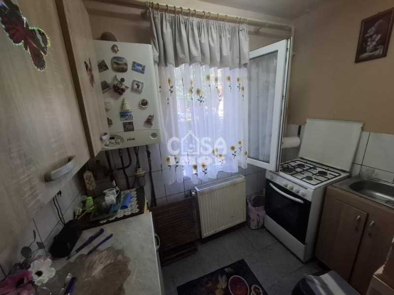 Vânzare apartament 2 camere, parter, micro 8 Târgoviște (Piața 1 Mai)