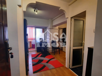 Vânzare garsonieră, etaj 3, pe Calea București, în Târgoviște