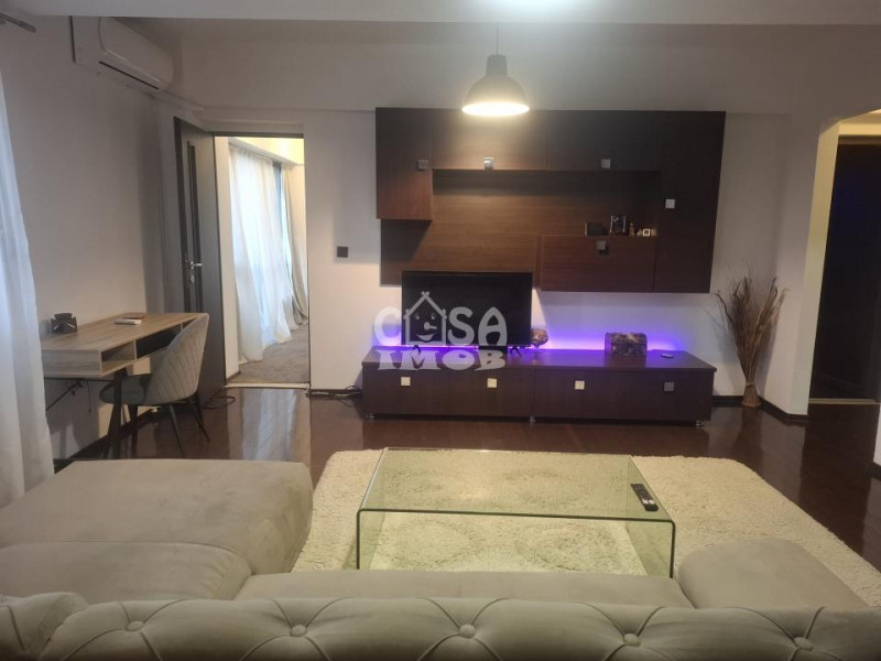 Inchiriere apartament 3 camere, Cartier Class Park, etaj 3, in Targoviste