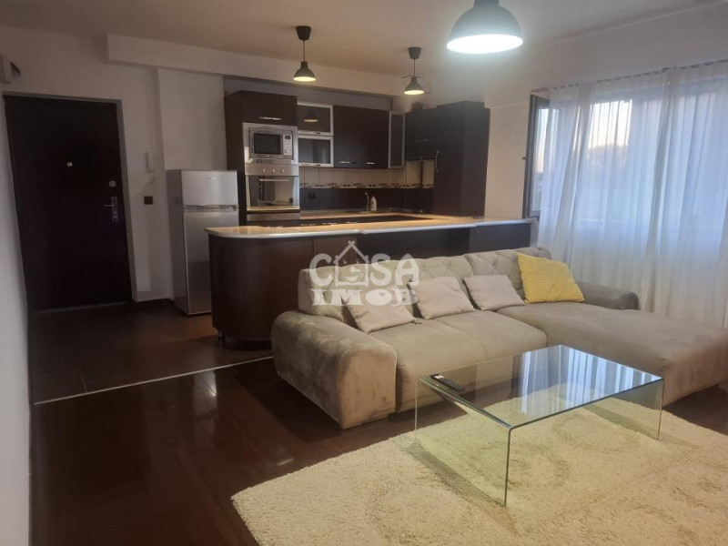 Inchiriere apartament 3 camere, Cartier Class Park, etaj 3, in Targoviste