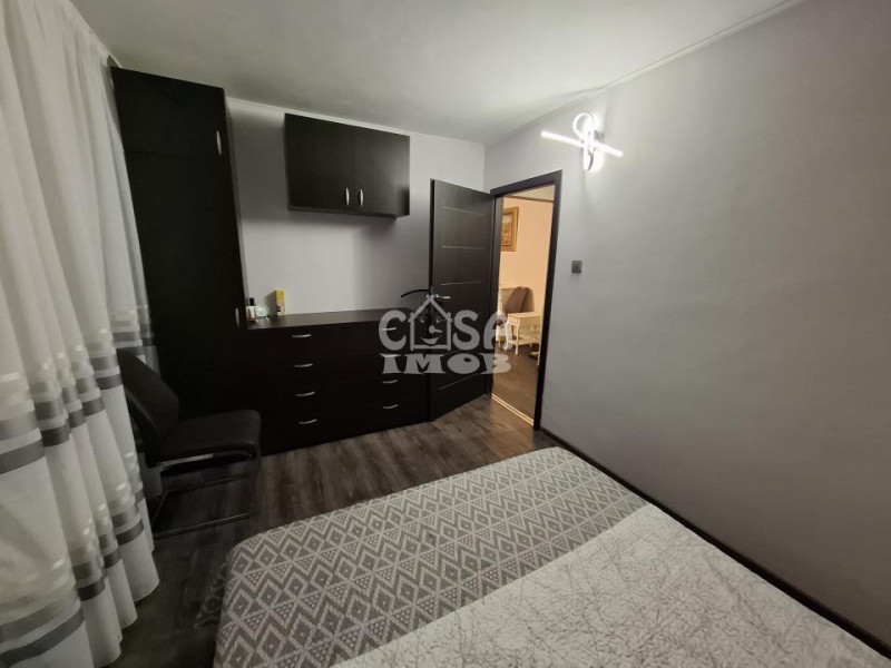 COMISION 0 - Vânzare apartament 3 camere, micro 11, etaj 2, Târgoviște