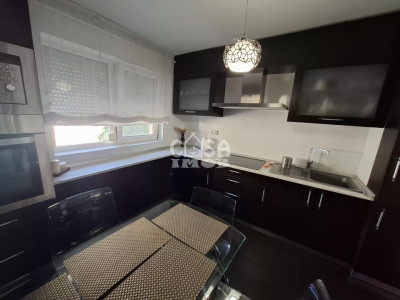 COMISION 0 - Vânzare apartament 3 camere, micro 11, etaj 2, Târgoviște