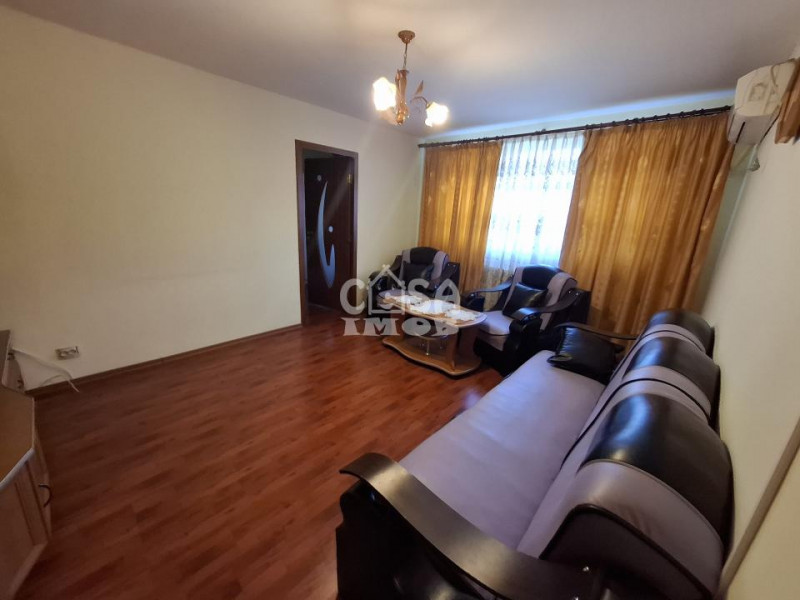Comision 0 - Vânzare apartament 2 camere, micro 6 Târgoviște