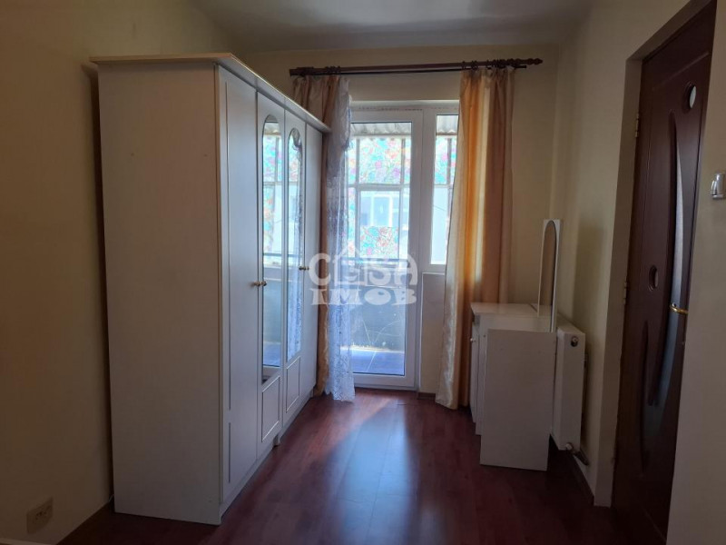 Comision 0 - Vânzare apartament 2 camere, micro 6 Târgoviște