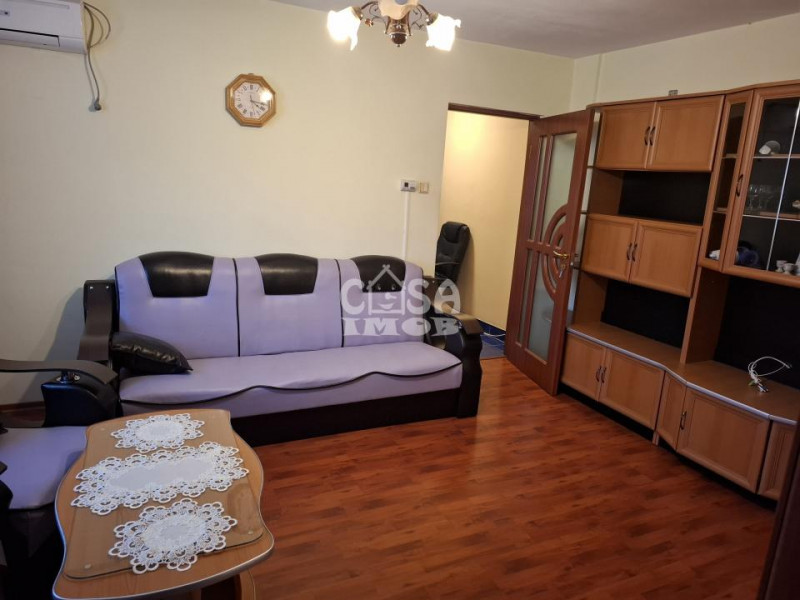 Comision 0 - Vânzare apartament 2 camere, micro 6 Târgoviște