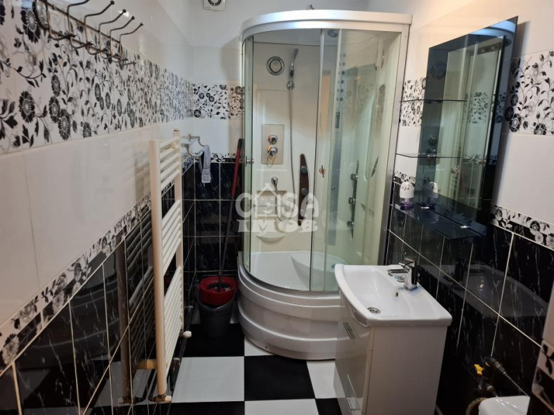 Comision 0 - Vânzare apartament 2 camere, micro 6 Târgoviște