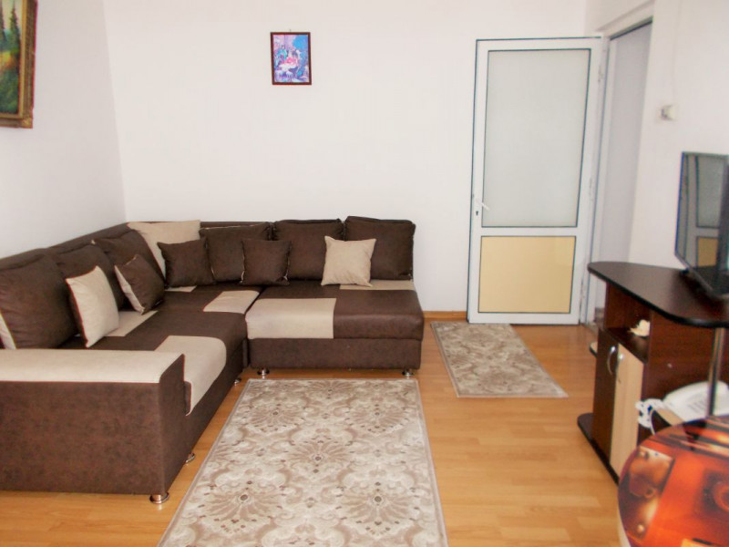 Comision 0 - Vânzare apartament 2 camere, etaj 3, micro 6 Târgoviște