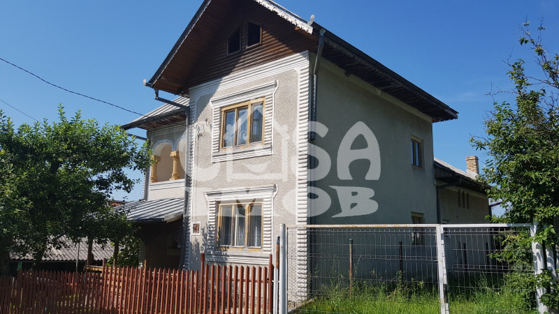 Vânzare casă în com. Voinesti, jud. Dambovita