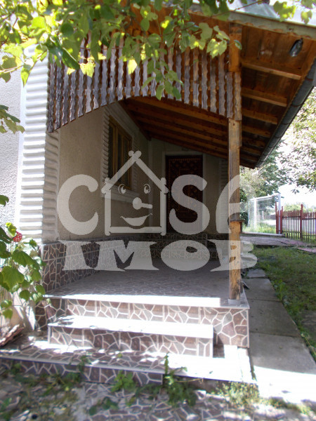 Vânzare casă în com. Voinesti, jud. Dambovita