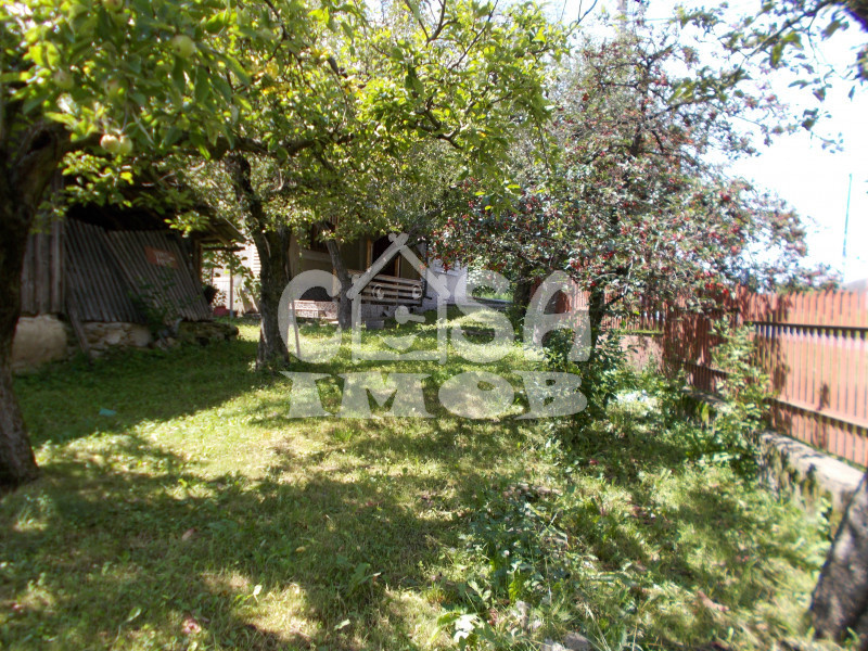 Vânzare casă în com. Voinesti, jud. Dambovita