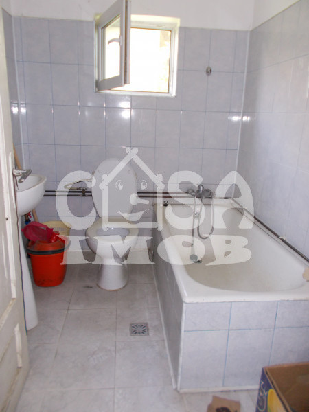 Vânzare casă în com. Voinesti, jud. Dambovita