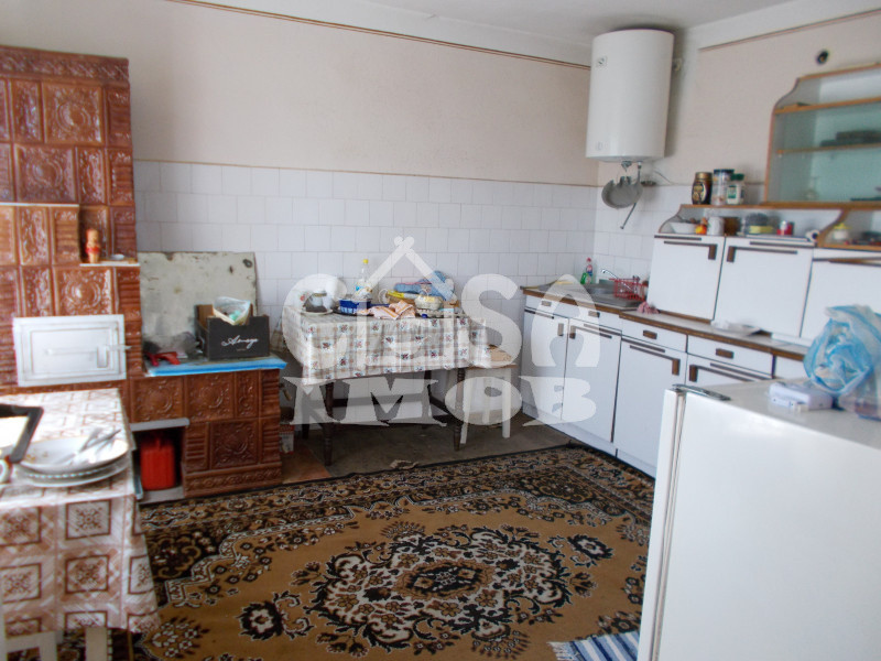 Vânzare casă în com. Voinesti, jud. Dambovita