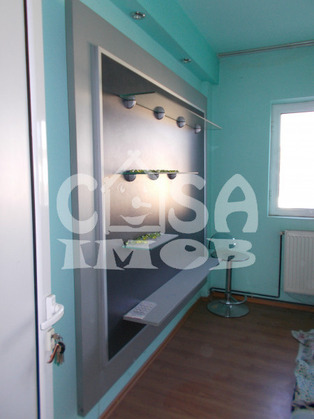 Comision 0 - Apartament 4 camere, decomandat, zona centrala - Moreni