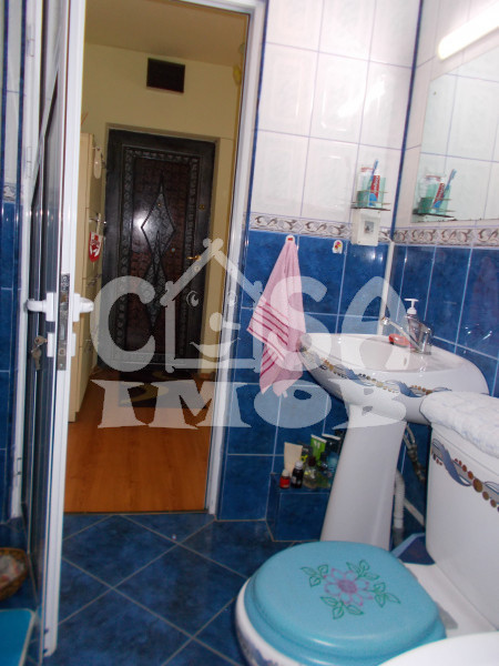 Comision 0 - Apartament 4 camere, decomandat, zona centrala - Moreni